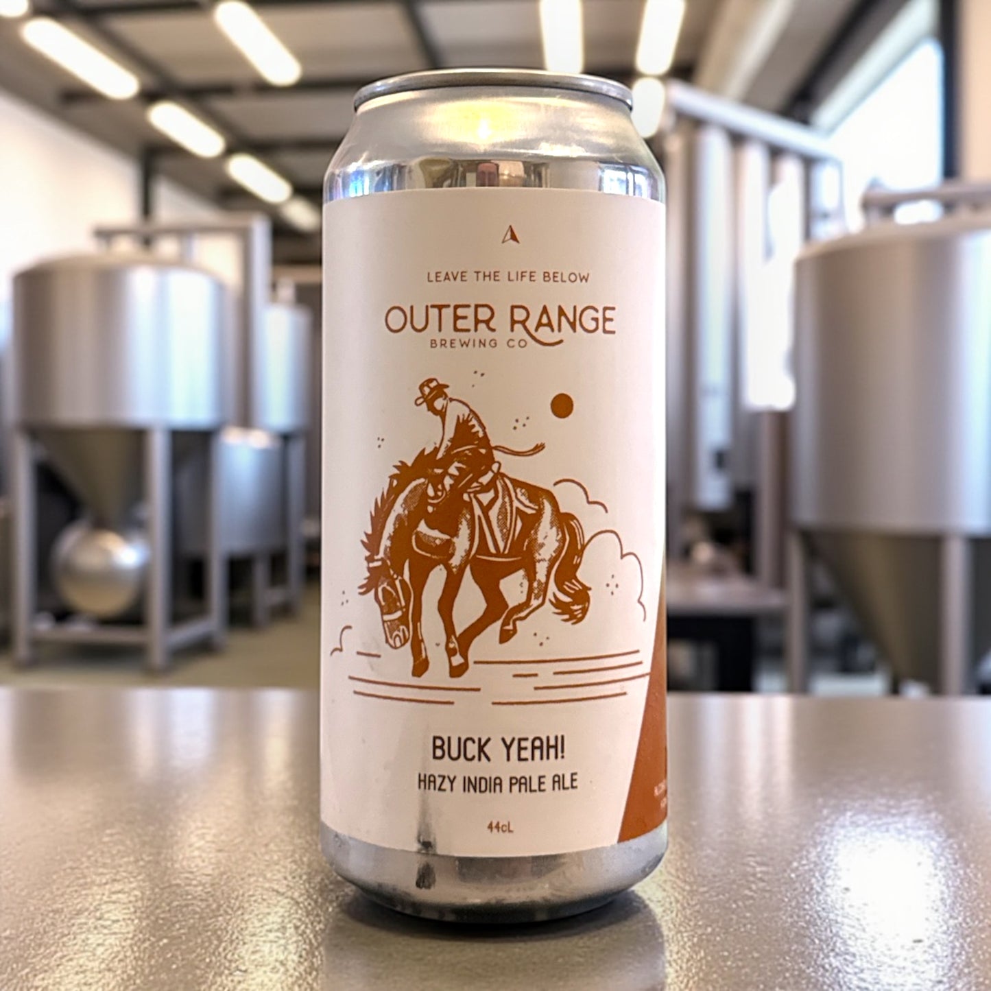 OUTER RANGE BUCK YEAH! HAZY IPA LATA 440ml