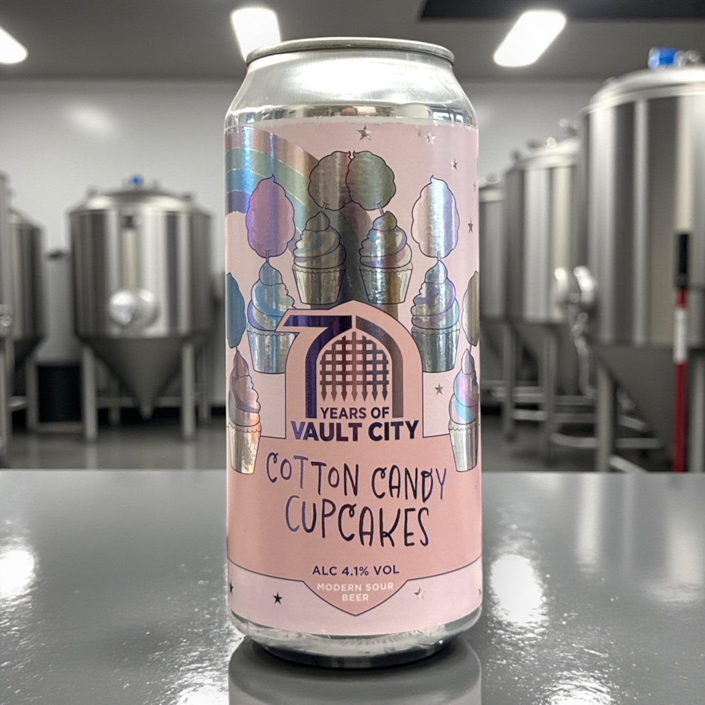 VAULT CITY COTTON CANDY CUPCAKES MODERN SOUR LATA 440ml