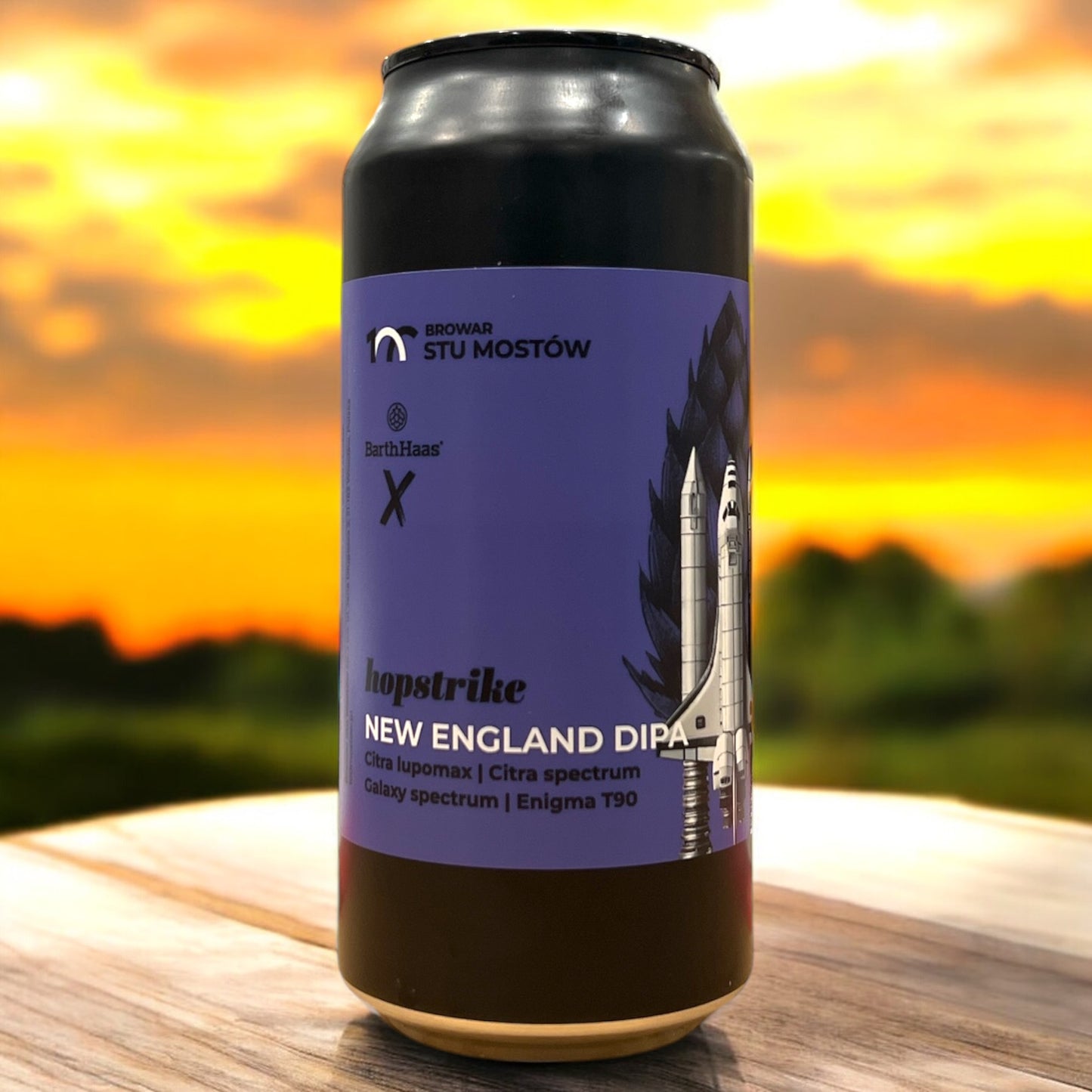 STU MOSTOW. HOPSTRIKE. NEW ENGLAND DIPA. LATA 440 ML.