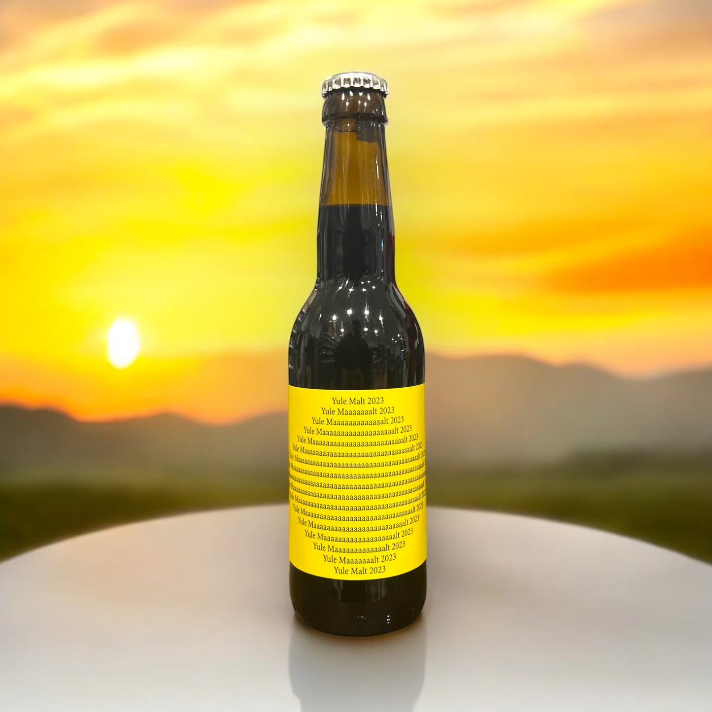 TO OI YULE MALT IMPERIAL MILK STOUT AÑEJADA EN BARRICAS DE COGNAC EDICIÓN 2023 BOTELLA 330 ML.