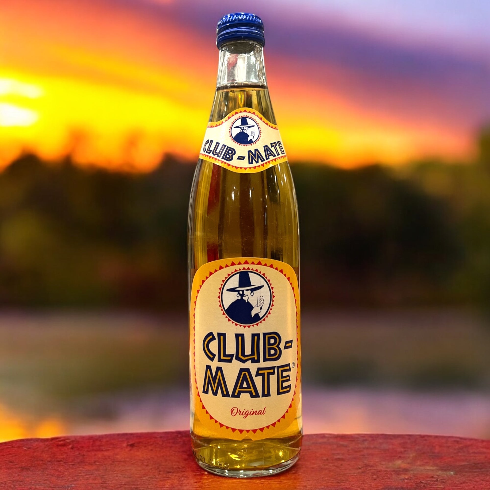 CLUB MATE. BEBIDA A BASE DE MATE. ALTA EN CAFEINA. BOTELLA 500 ML. - Hidden Beers