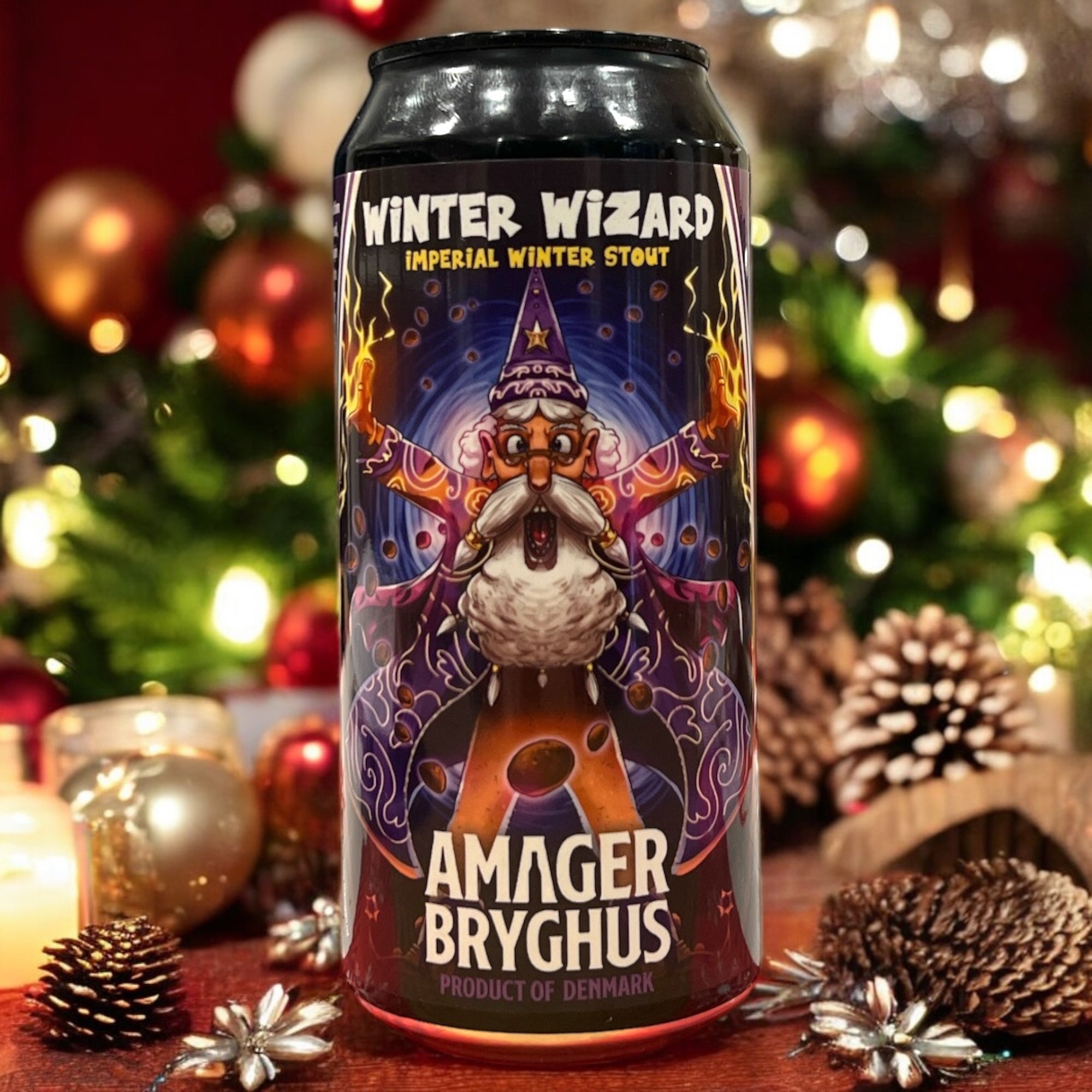 AMAGER BRYGHUS. WINTER WIZARD. IMPERIAL WINTER STOUT. LATA 440 ML. - Hidden Beers