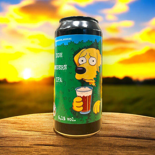 LABRADOR DDH MODERN IPA LATA 440 ML.